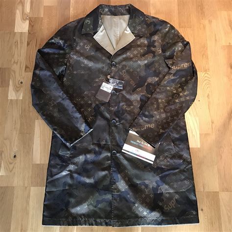 louis vuitton supreme coat|Louis Vuitton supreme real.